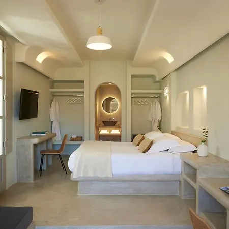 Hotel Danae Santorini