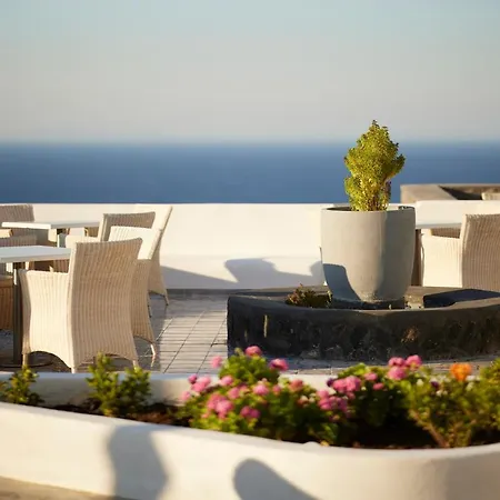 Danae Santorini Hotel 4*