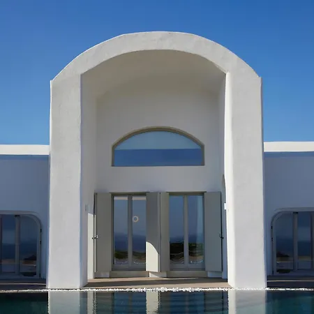 Danae Santorini Hotel 4*
