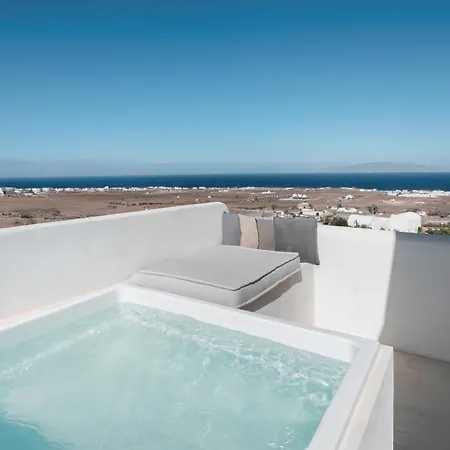 Danae Santorini Ia